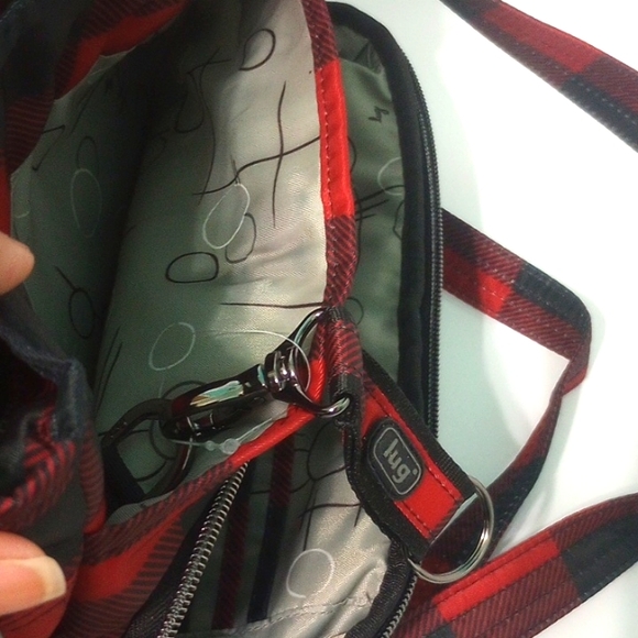 Lug Shimmy SE Crossbody Bag - Picture 8 of 9